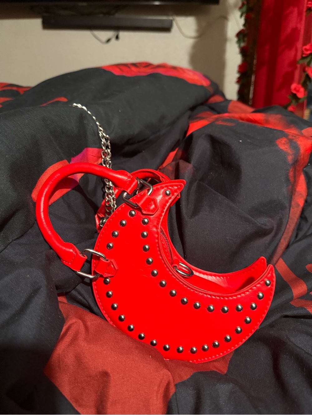 Red Crescent Studded Women’s Chain Shoulder Bag